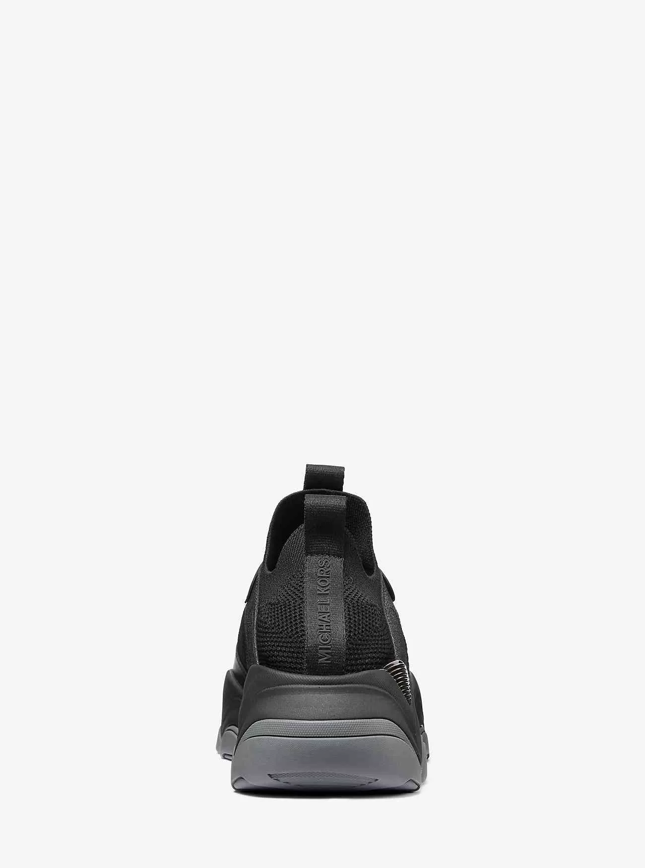 Atlas Mixed Media Trainer Atlas Mixed Media Trainer