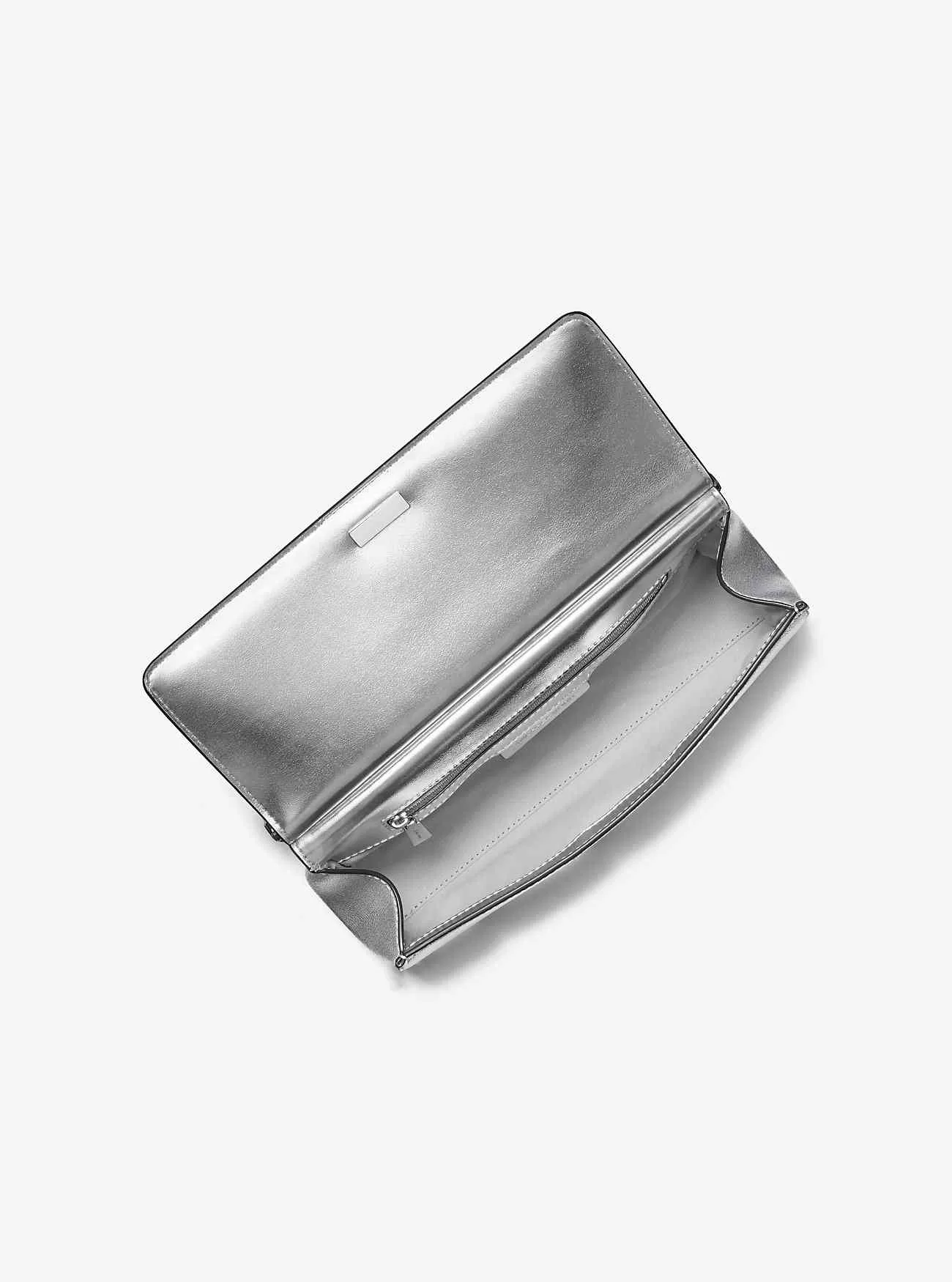 Carmine Medium Metallic Pebbled Läder Pochette