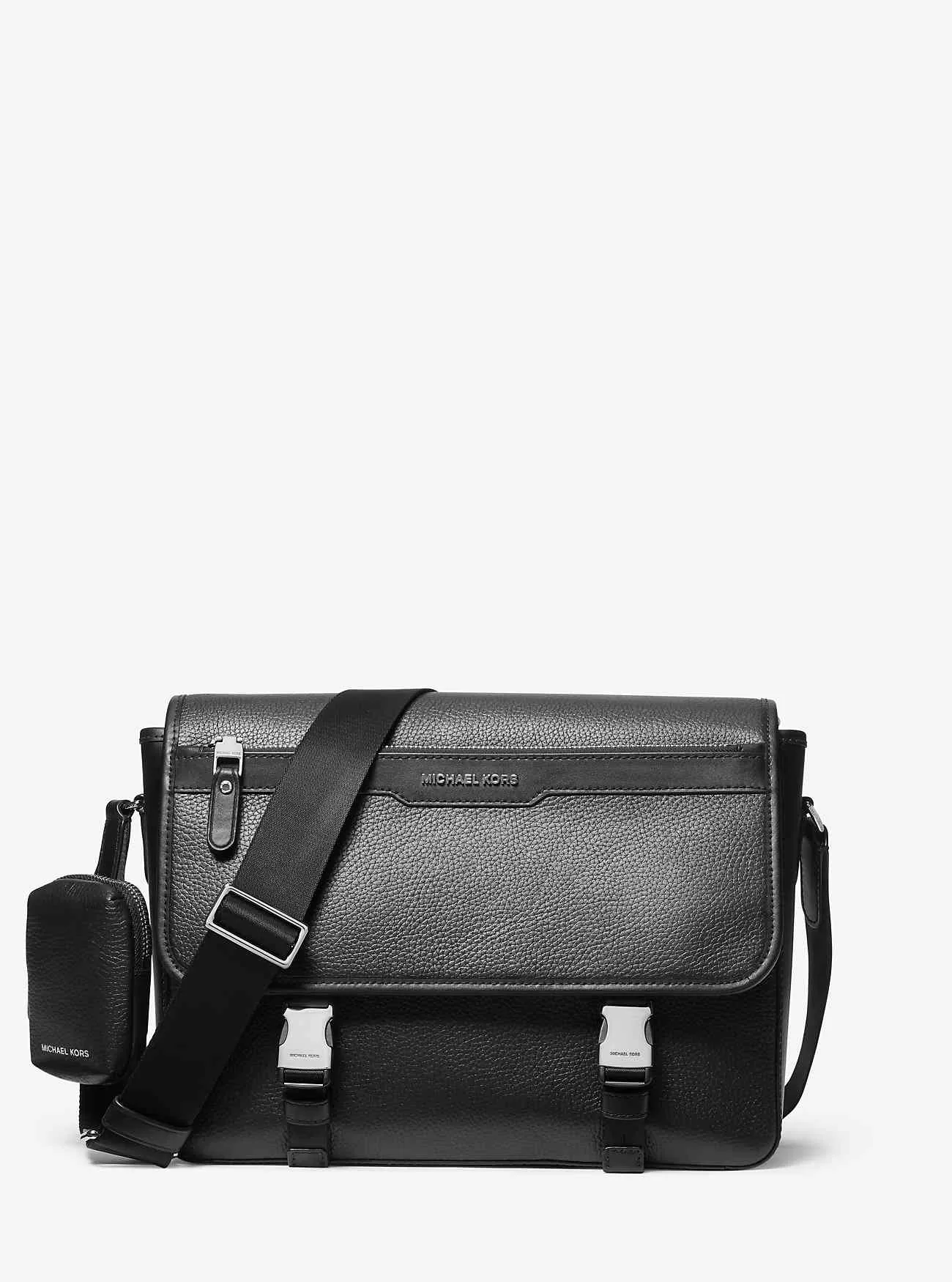 Hudson Pebbled Leather Messenger Bag med påse