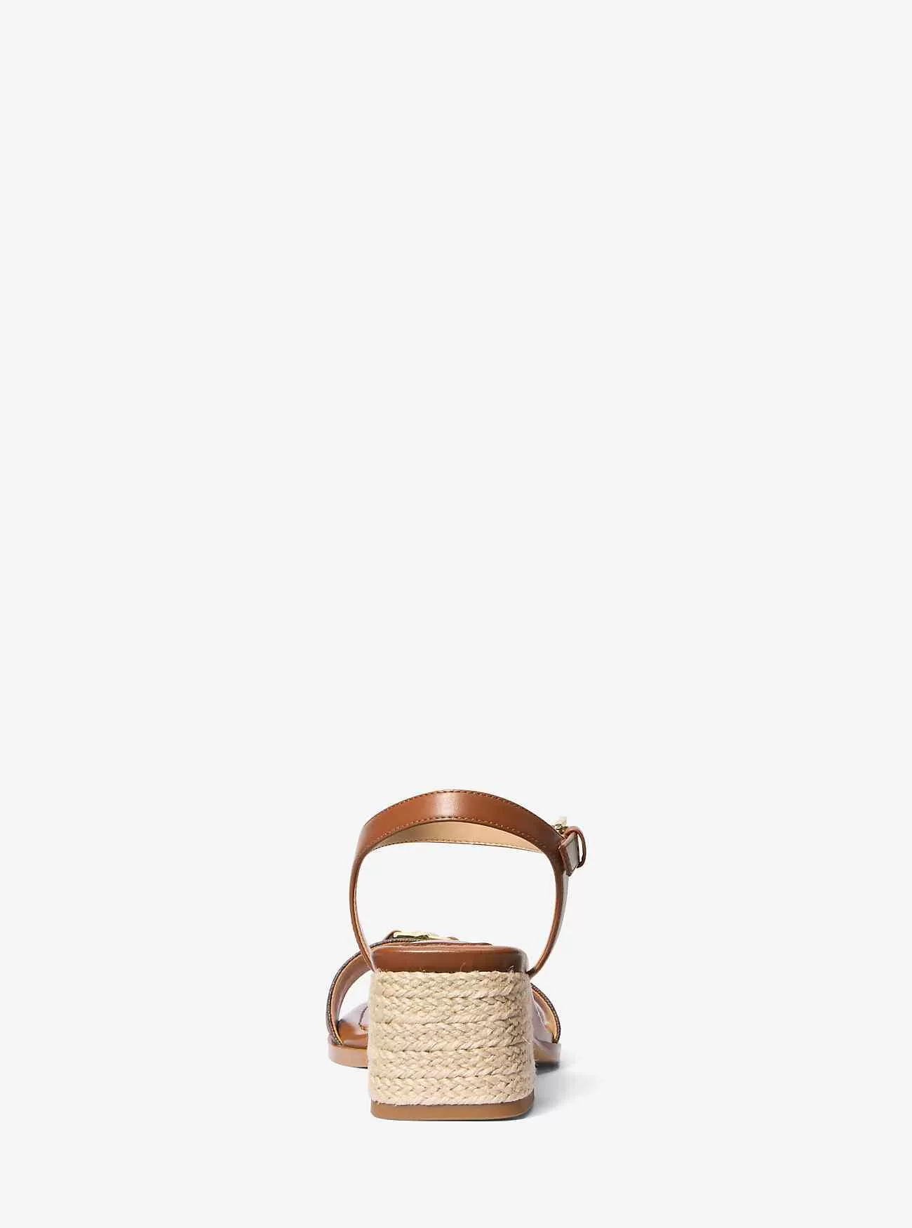 Mandy signaturlogotyp och lädersandal Mandy signaturlogotyp och lädersandal