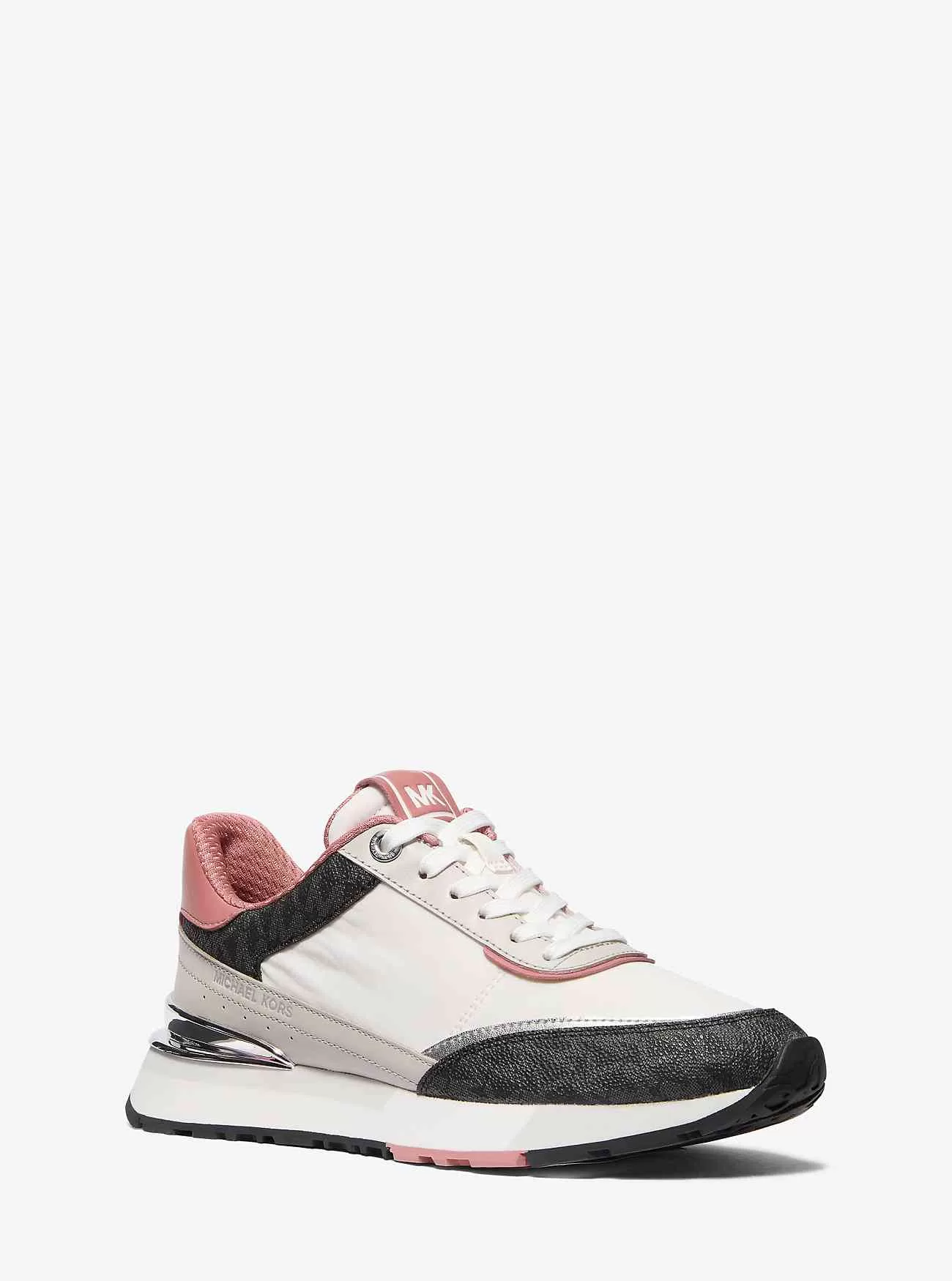 Nova Mixed Media Trainer