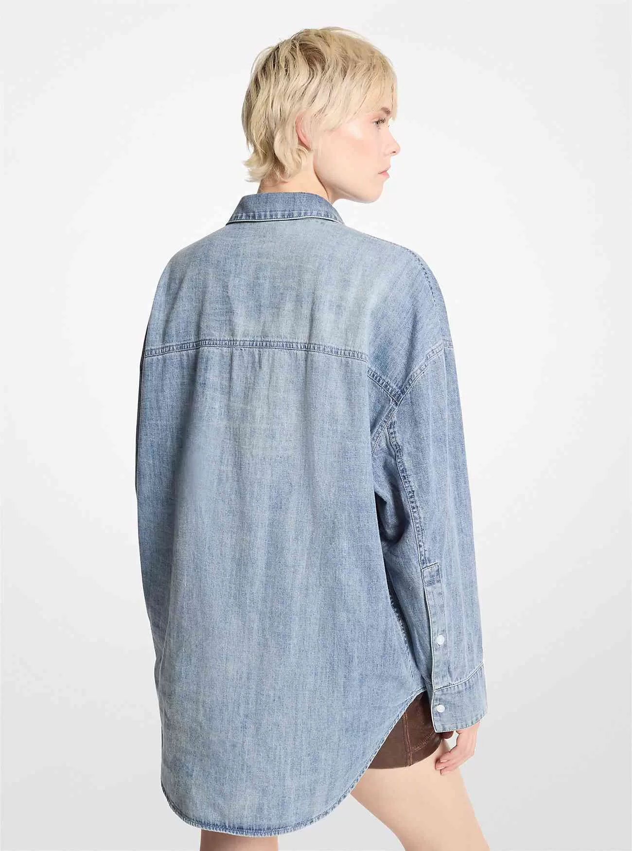 Överdimensionerad Chambray skjorta Överdimensionerad Chambray skjorta