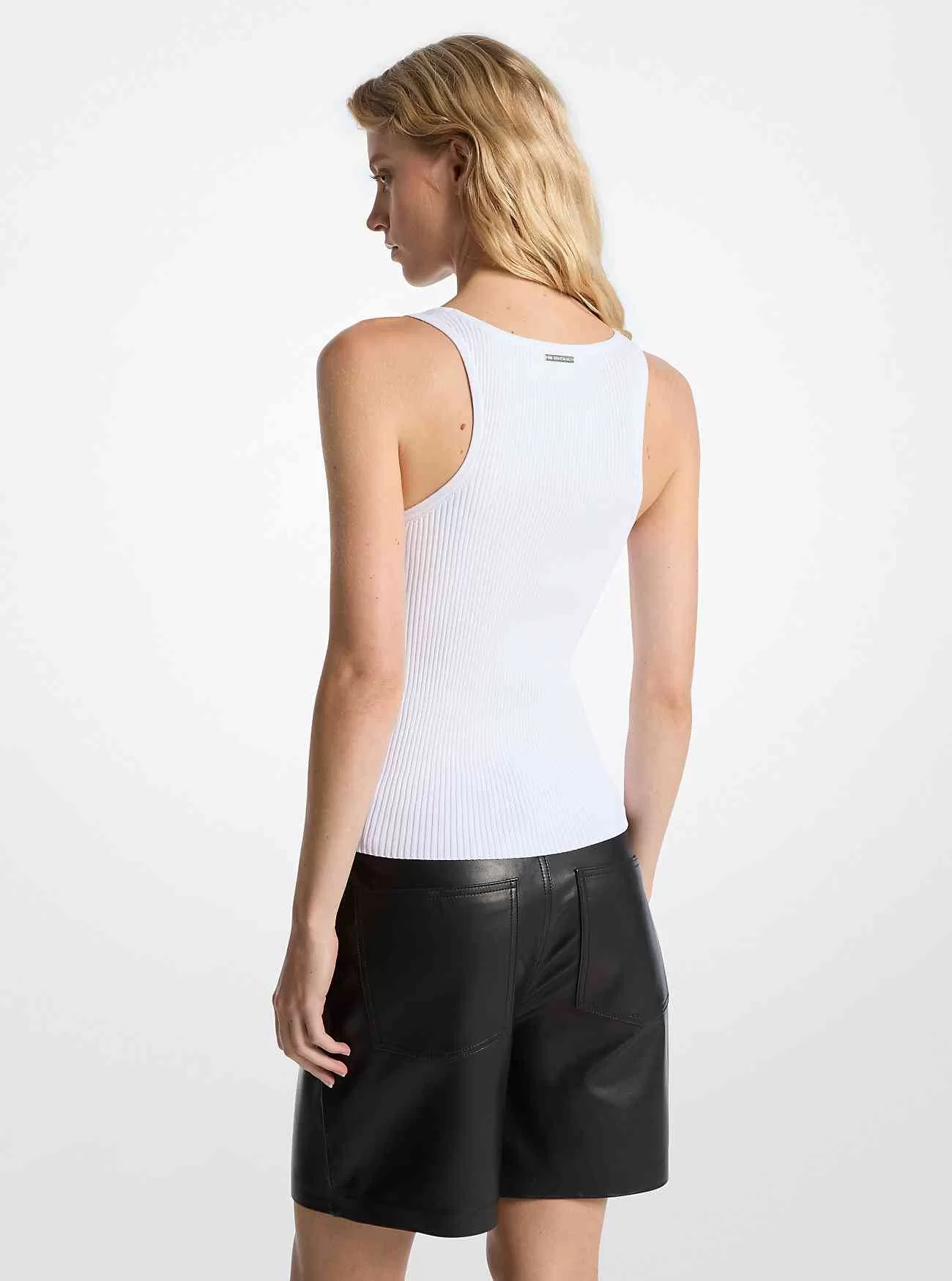 Ribbstickat linne med Scoop-Neck